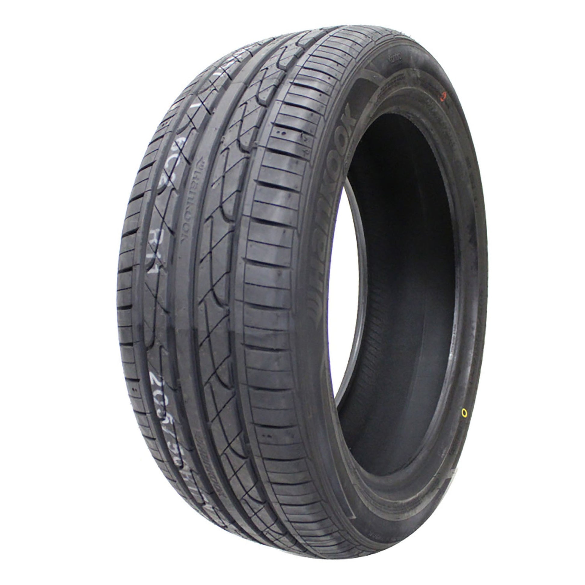 Hankook Ventus V2 Concept2 (H457) UHP 205/50R17 93V XL Passenger Tire