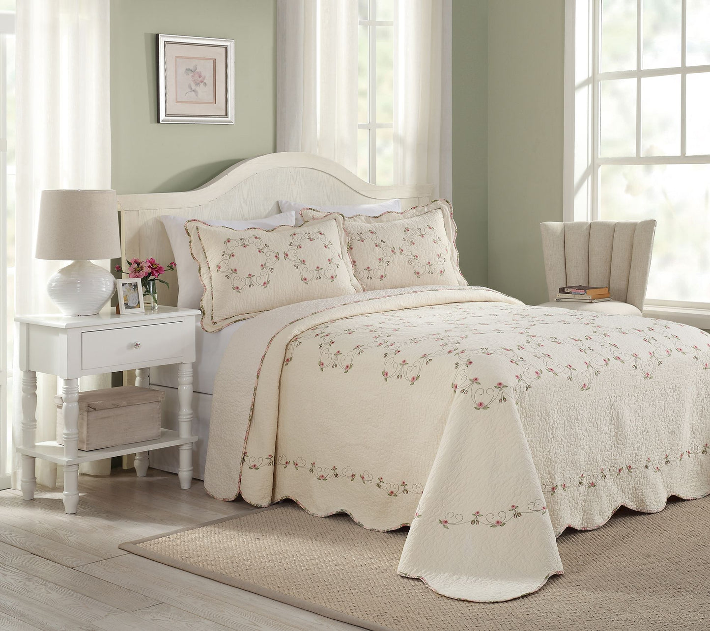 Modern Heirloom Felisa Queen Bedspread