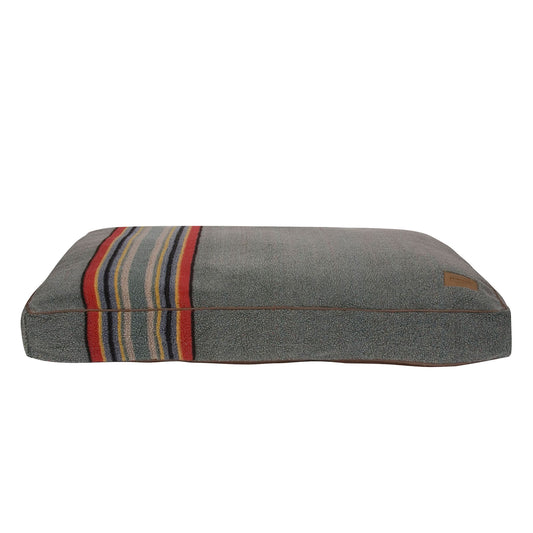 Pendleton Yakima Camp Mattress Dog Bed 36"L x 27"W x 4"H