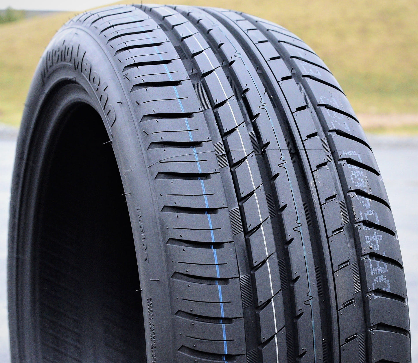 Cosmo MuchoMacho 245/45R19XL 102Y BSW