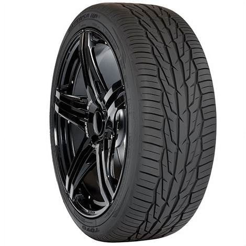 Toyo Extensa HP II 235/40R18 95W XL Tire Fits: 2012-18 Ford Focus Titanium, 2017-23 Honda Civic Sport Touring