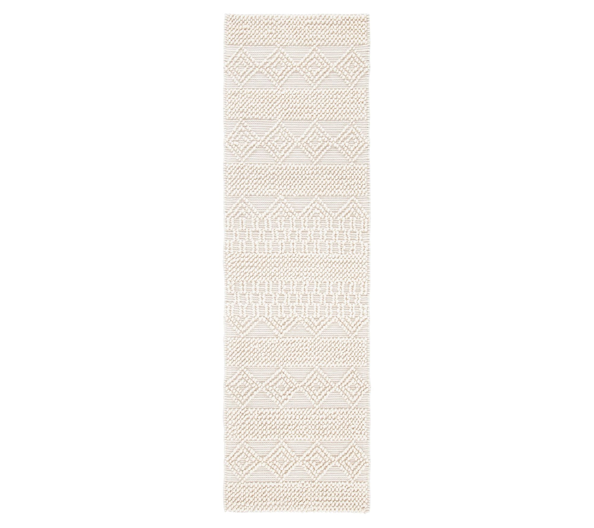Natura 102 Collection 2'3" x 8' Rug by Safavieh