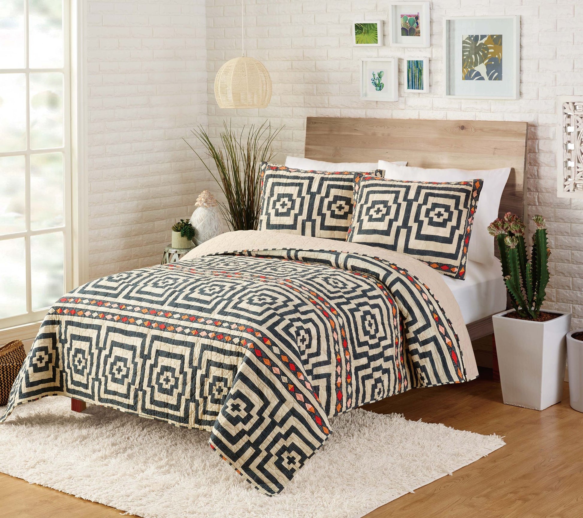 Makers Collective Hypnotic King 3-Piece Quilt Set
