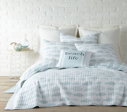 Levtex Home Aqua Breeze 2-Piece Coastal Twin/Tw in XL Quilt Se