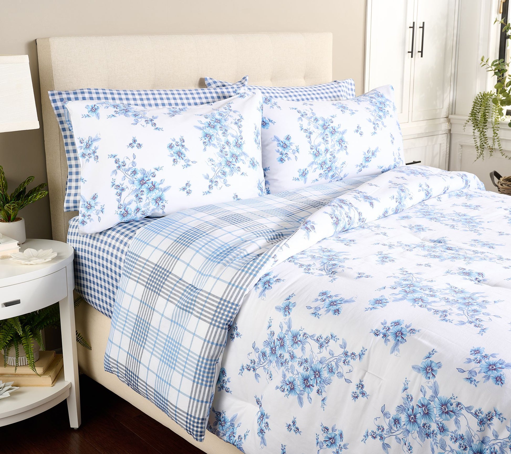 Martha Stewart Morning Glory Comforter Set King