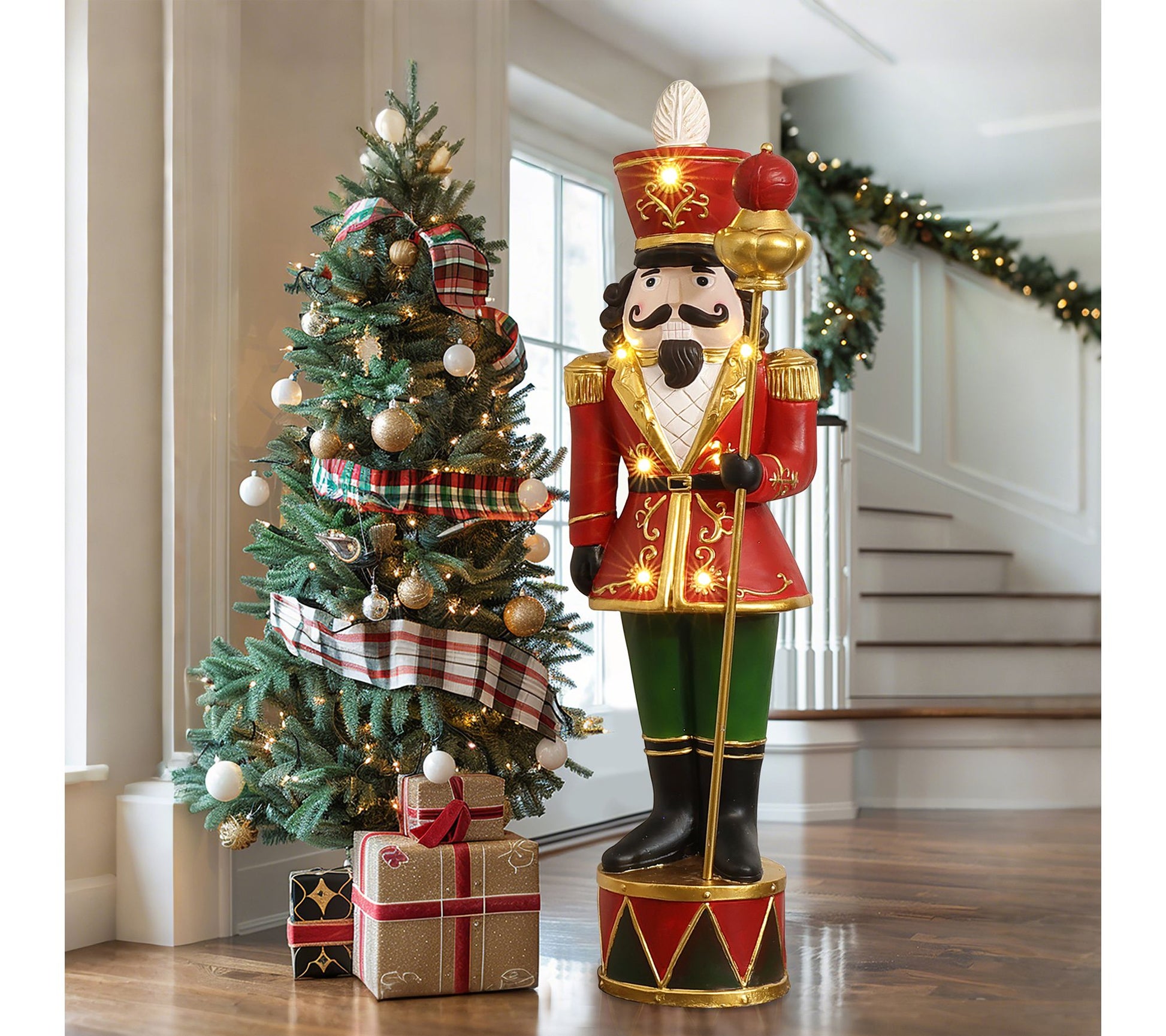 LuxenHome 4ft Lighted Nutcracker King, Red, Christmas Decor